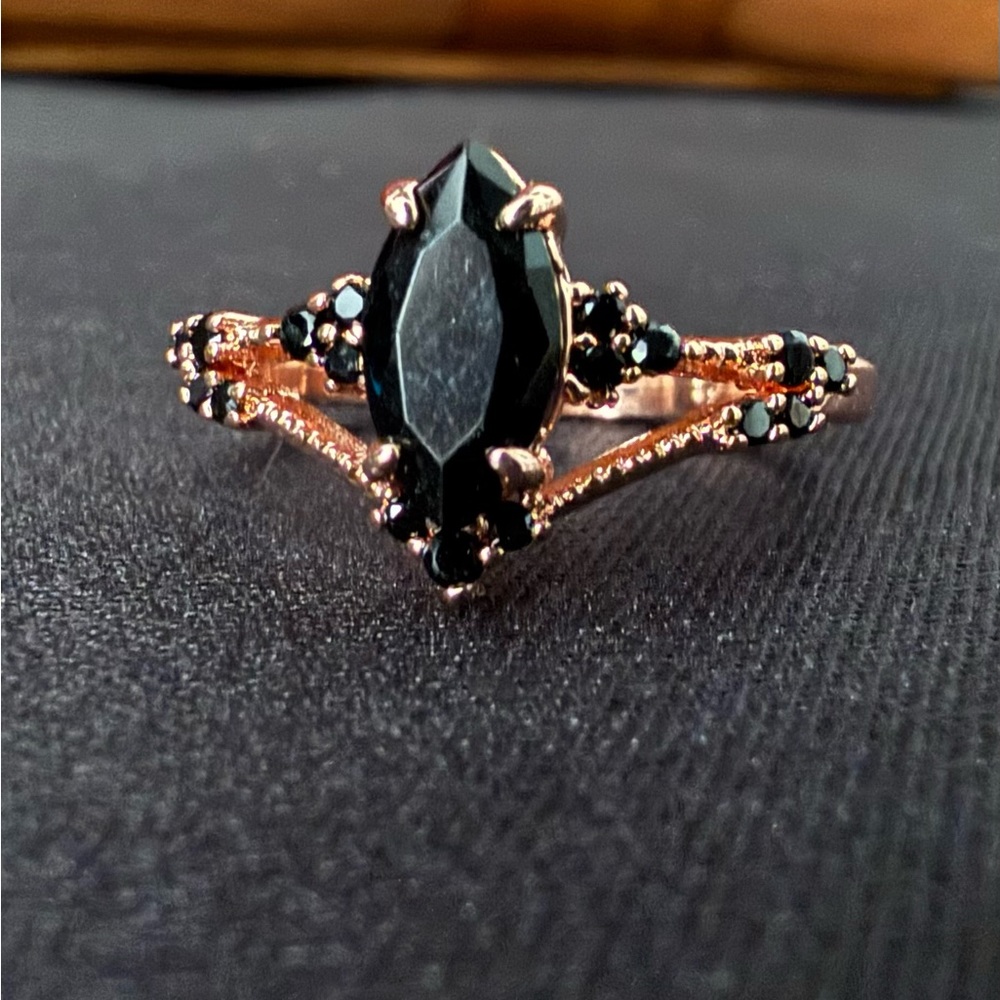 Elegant Black Gemstone Ring